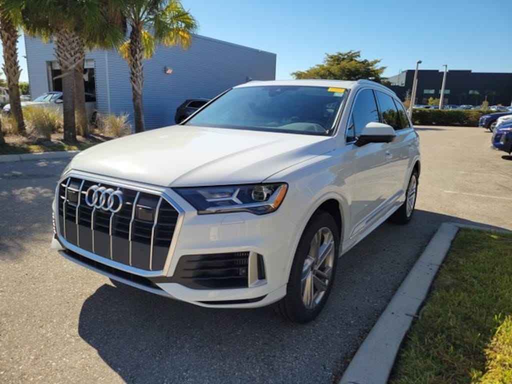 Certified 2023 Audi Q7 55 Premium Plus SUV