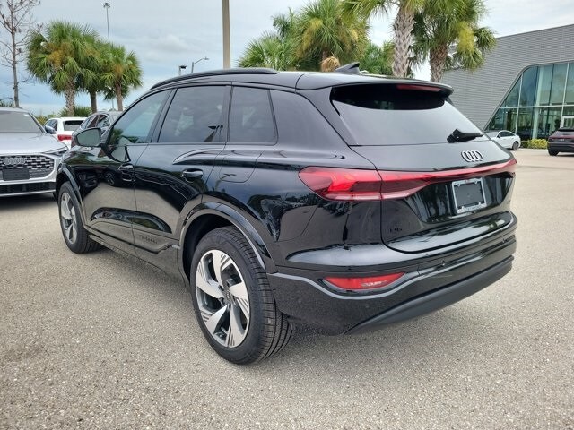 2025 Audi Q6 E-tron Premium Plus photo 3