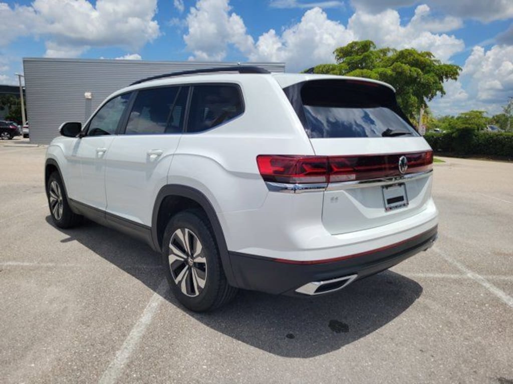 Used 2024 Volkswagen Atlas 2.0T SE SUV