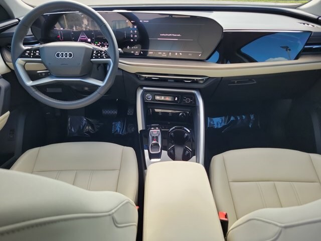 2025 Audi Q5 2.0T Premium Plus photo 2