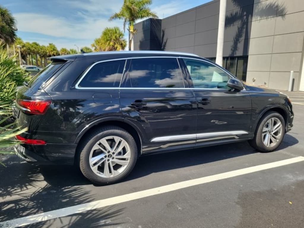 Certified 2023 Audi Q7 55 Premium Plus SUV