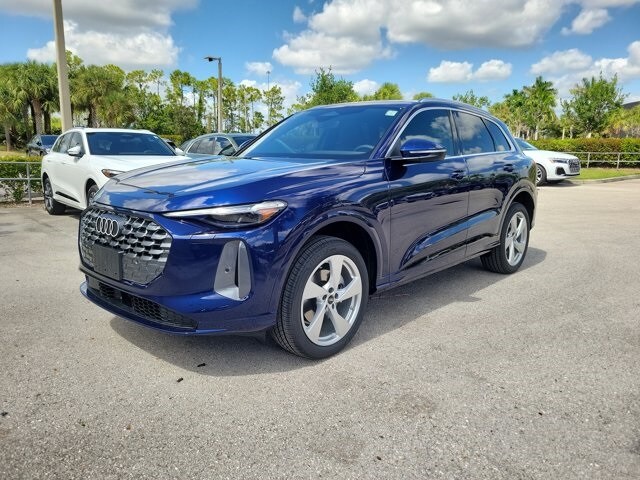 2025 Audi Q5 2.0T Premium Plus photo 3