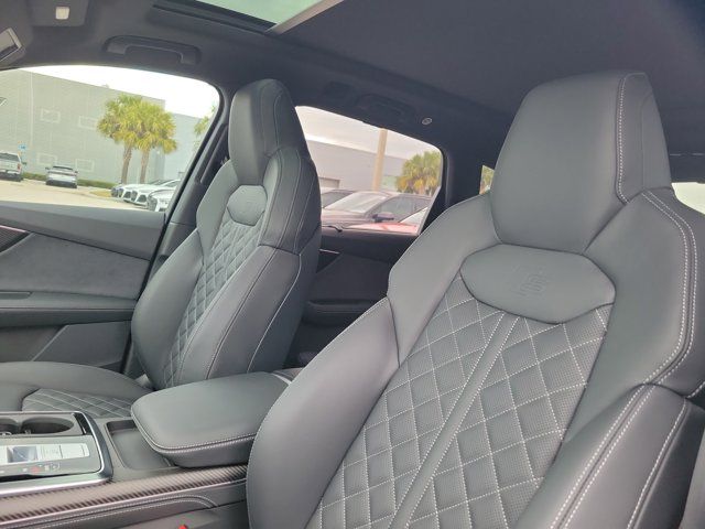 2026 Audi SQ7 Premium Plus - Photo 9