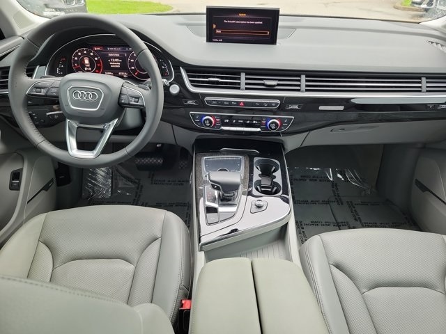 Used 2019 Audi Q7 Premium Plus with VIN WA1LAAF71KD048620 for sale in Fort Myers, FL
