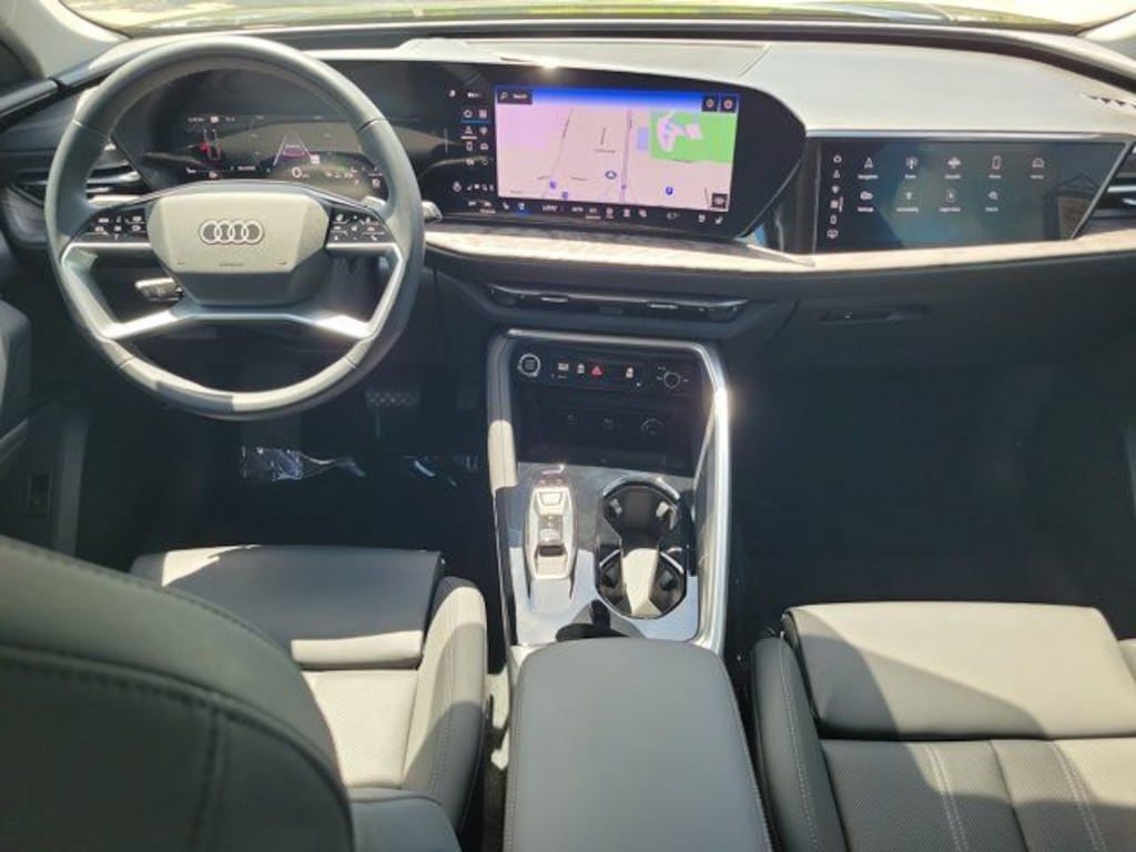 Used 2025 Audi Q5 2.0T Prestige SUV