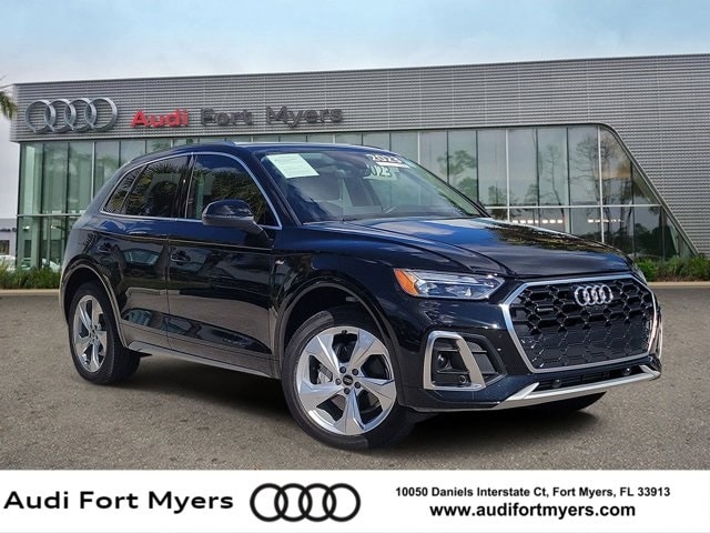 2023 Audi Q5 45 Premium Plus's photo