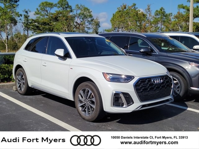 2022 Audi Q5 Premium Plus's photo