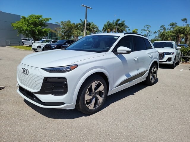 2025 Audi Q6 E-tron Prestige photo 3