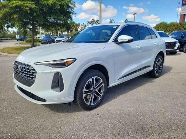 2025 Audi Q5 2.0T Premium Plus photo 4