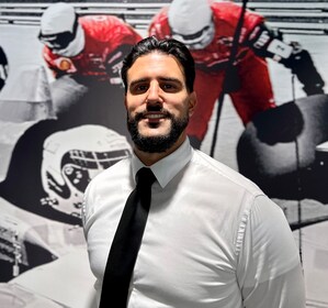 Staff member Carlos Tamayo from ID_446ed5aa25bf