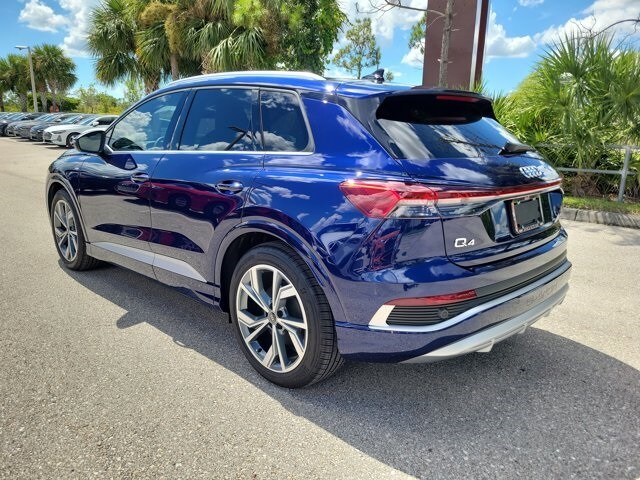 2025 Audi Q4 55 E-tron Premium Plus photo 4
