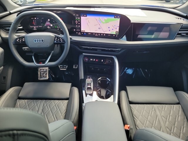 2025 Audi SQ5 Prestige photo 2