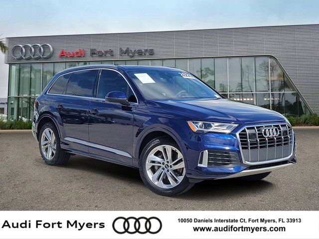 2022 Audi Q7 45 Premium Plus quattro Tiptronic's photo