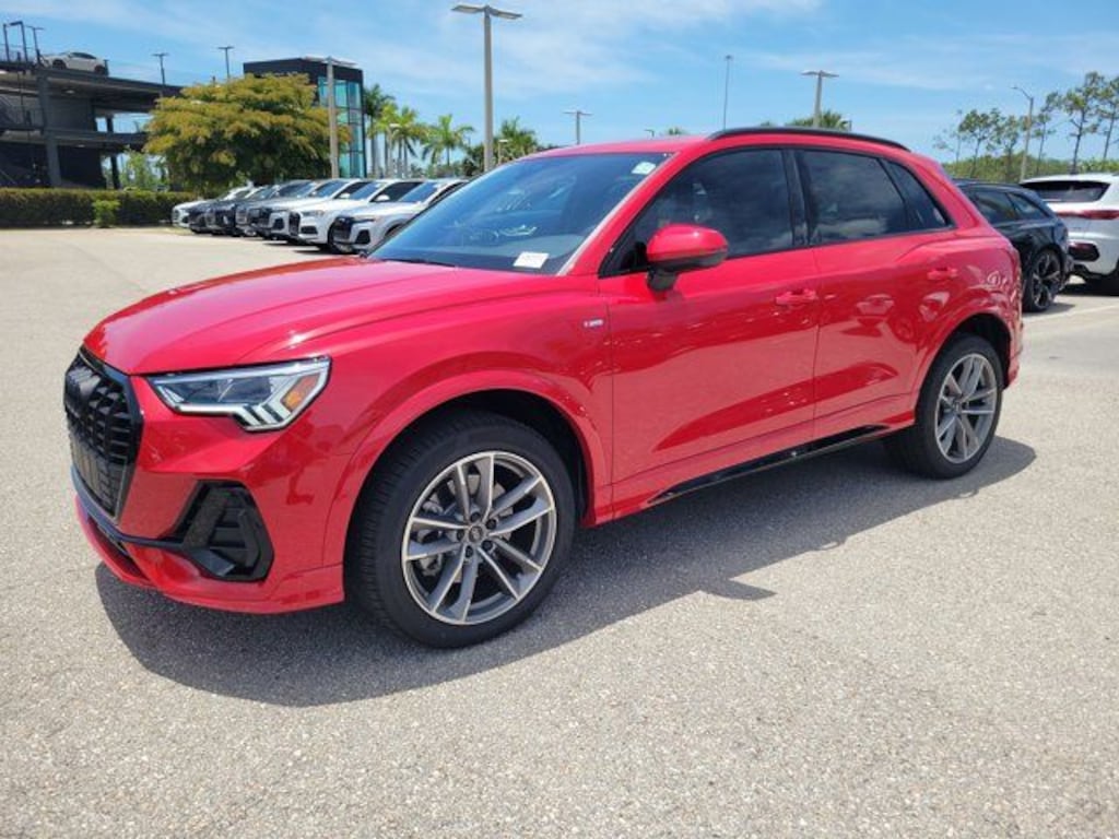 Certified 2025 Audi Q3 Premium SUV