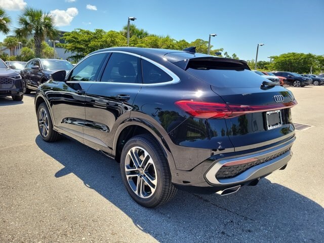 2025 Audi Q5 Sportback Premium Plus photo 4