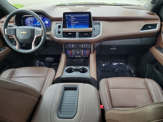 Used 2023 Chevrolet Suburban High Country with VIN 1GNSCGKL8PR249434 for sale in Fort Myers, FL