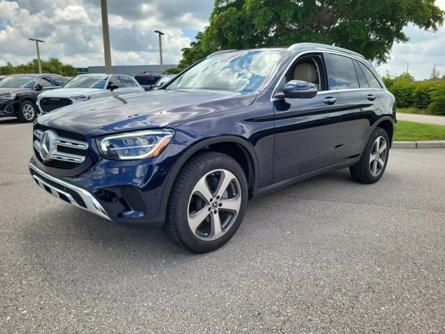 2022 Mercedes Benz GLC 300 4MATIC photo 4