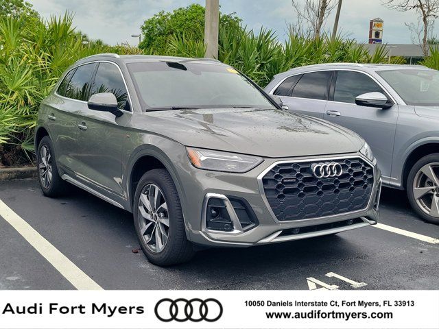 2023 Audi Q5 45 Premium Plus's photo