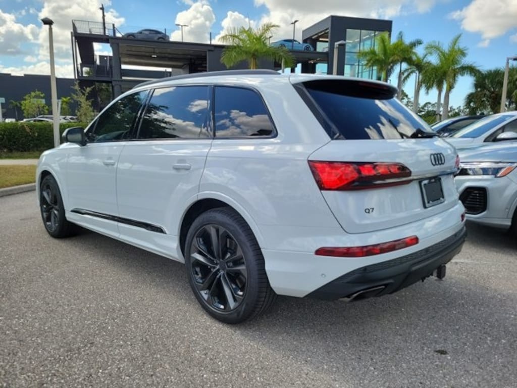 New 2026 Audi Q7 Prestige SUV