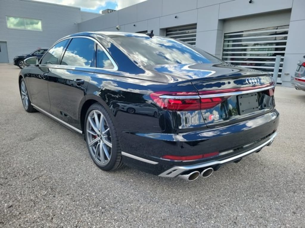 New 2025 Audi S8 4.0T Sedan