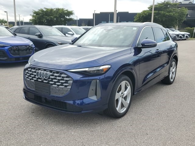 2025 Audi Q5 Premium Prestige photo 2