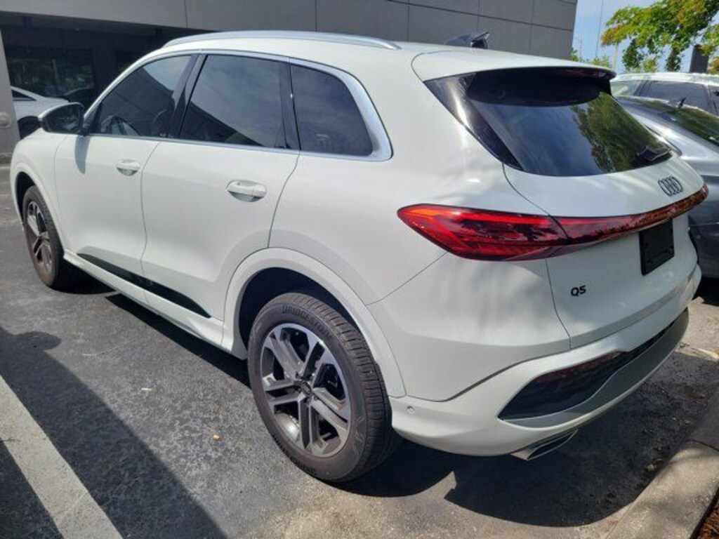 Certified 2025 Audi Q5 2.0T Premium SUV
