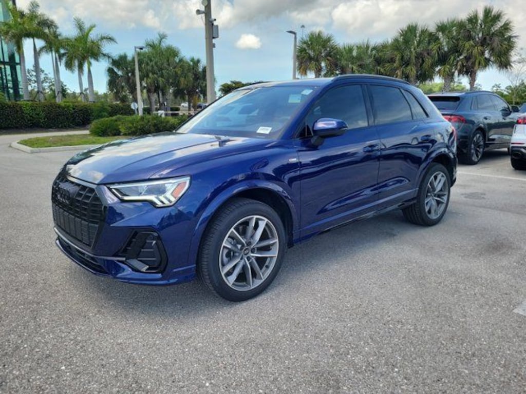 Certified 2025 Audi Q3 Premium SUV