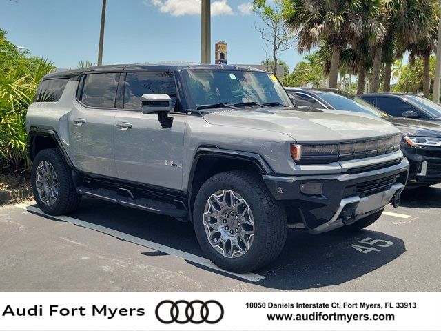 2025 GMC Hummer EV 3X SUV's photo