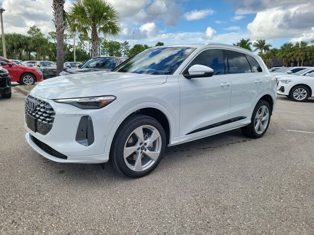 2025 Audi Q5 2.0T Premium Plus photo 3