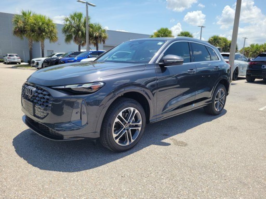 New 2026 Audi Q5 2.0T Premium SUV
