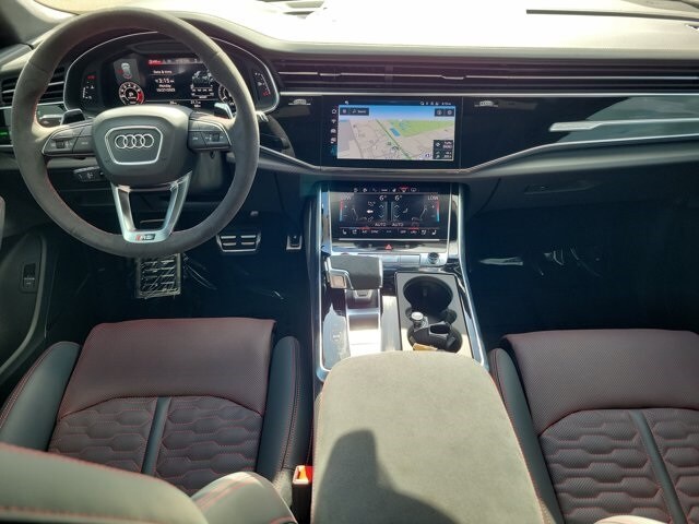 2026 Audi Q8 photo 2