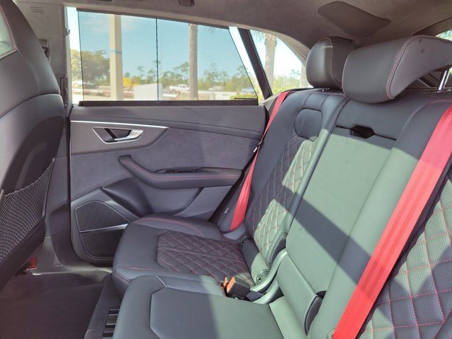 2026 Audi SQ8 Prestige - Photo 7