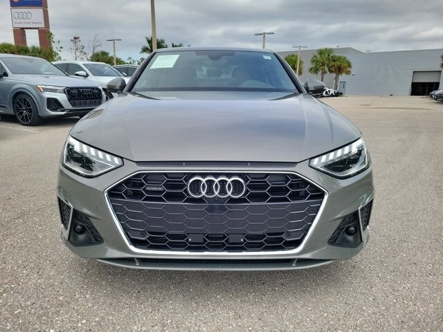 2023 Audi A4 45 S line Premium Plus photo 3