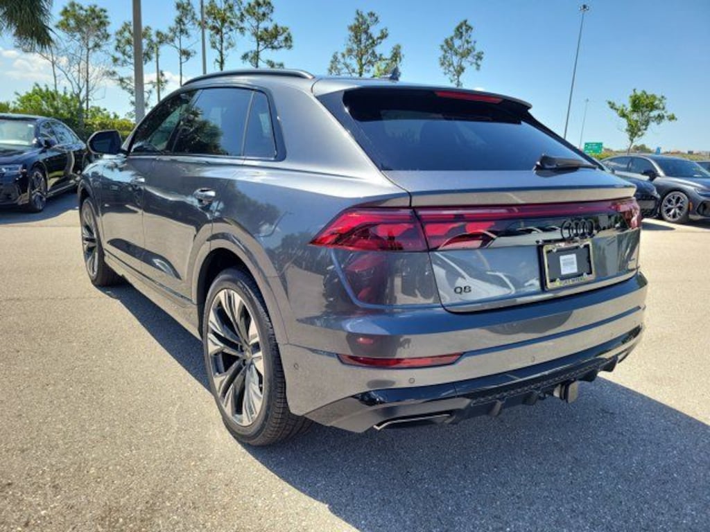 New 2026 Audi Q8 SUV