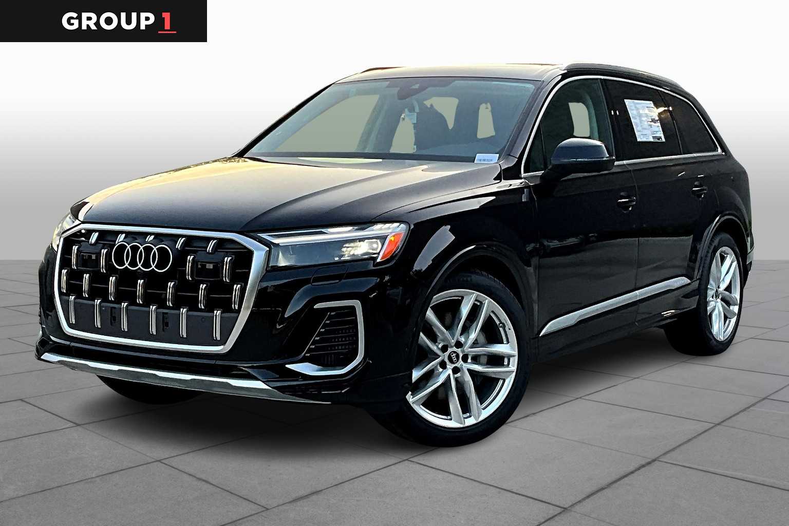 2025 Audi Q7 Premium Plus's photo