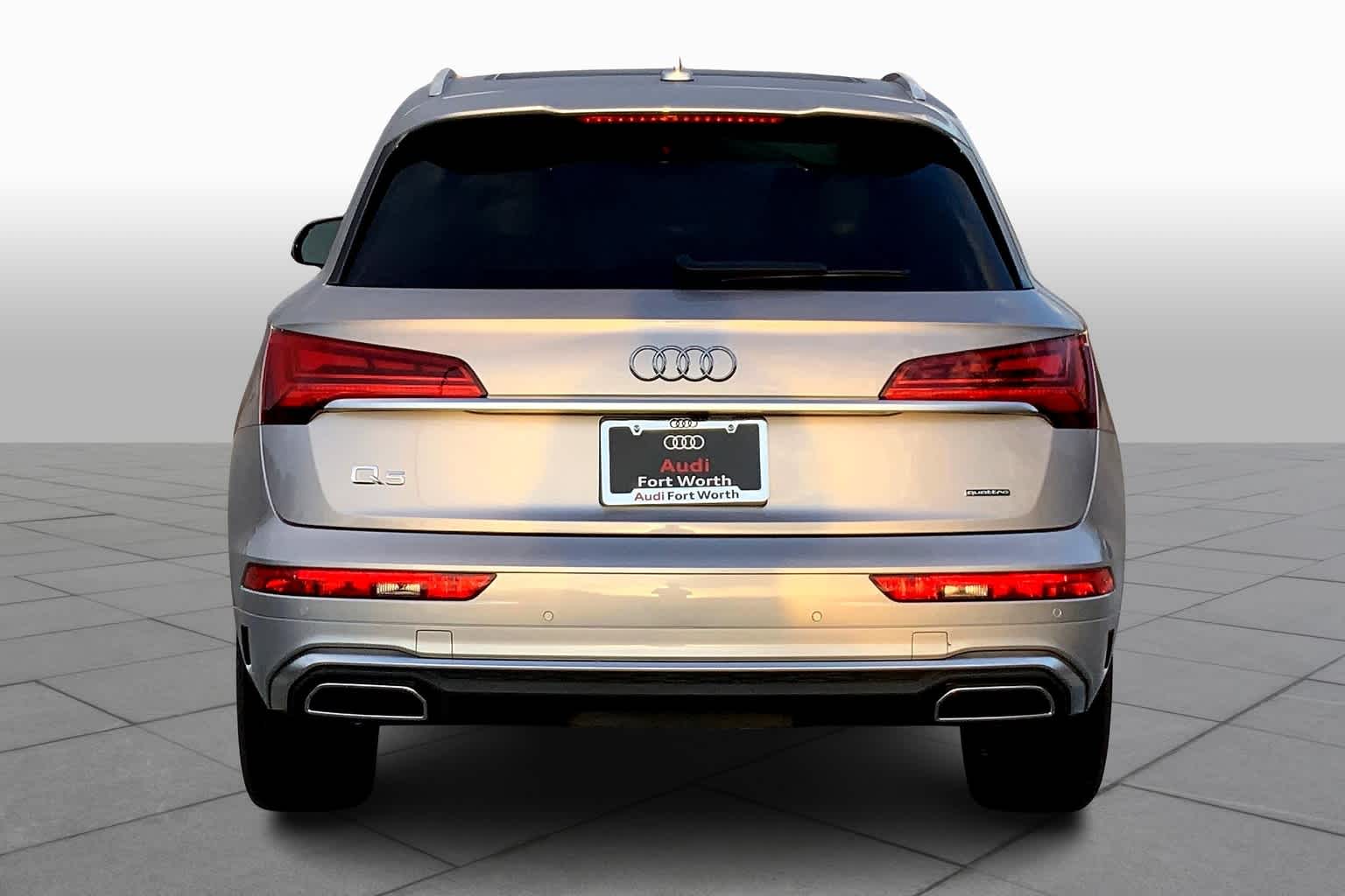 2025 Audi Q5 55 S line Premium Plus photo 4