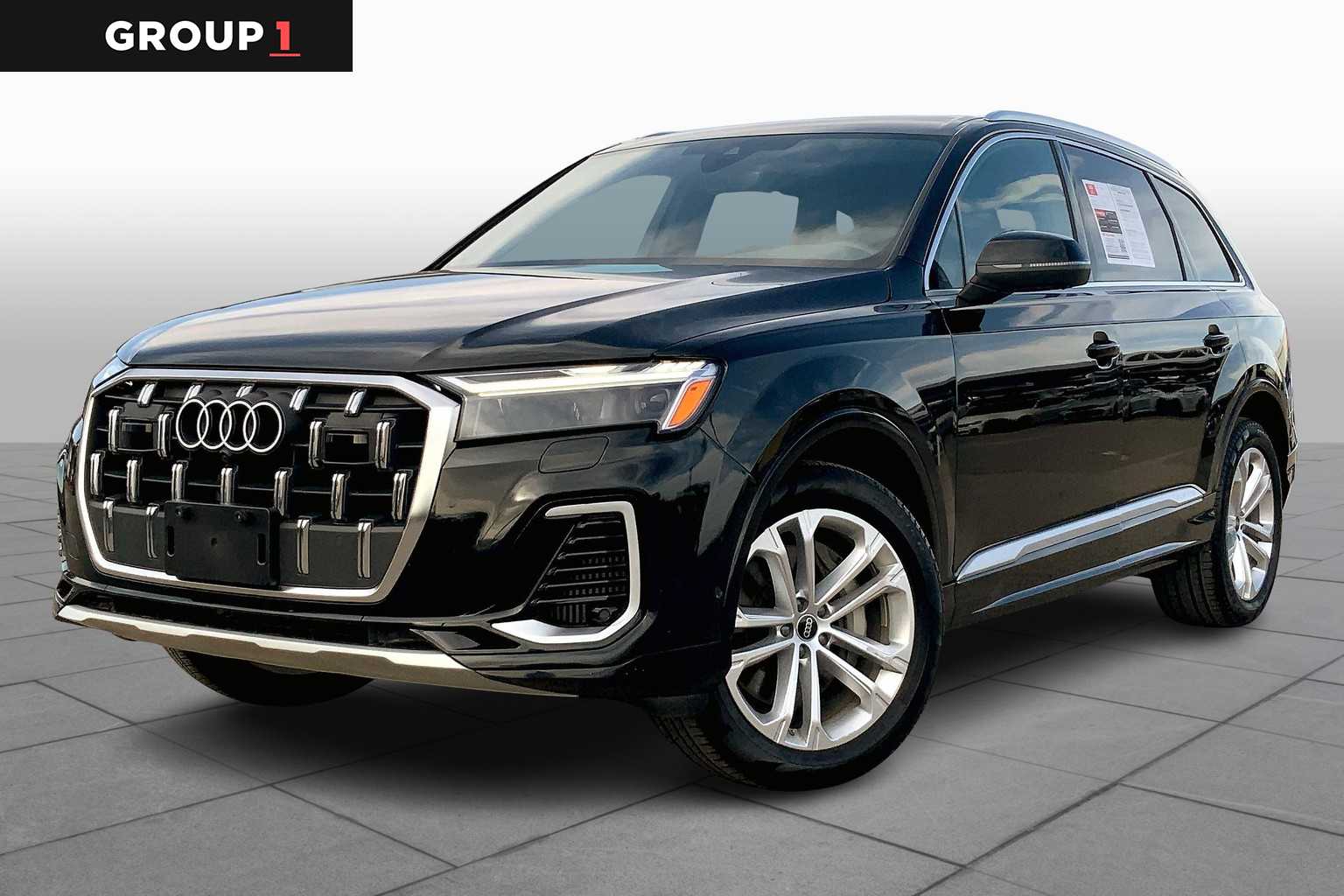 2025 Audi Q7 Premium Plus's photo