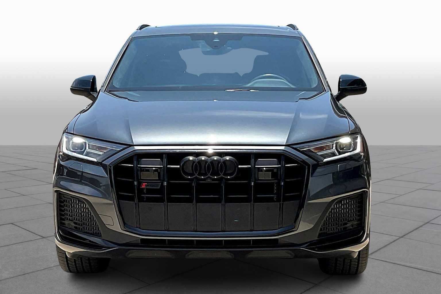 2022 Audi SQ7 Premium Plus photo 3