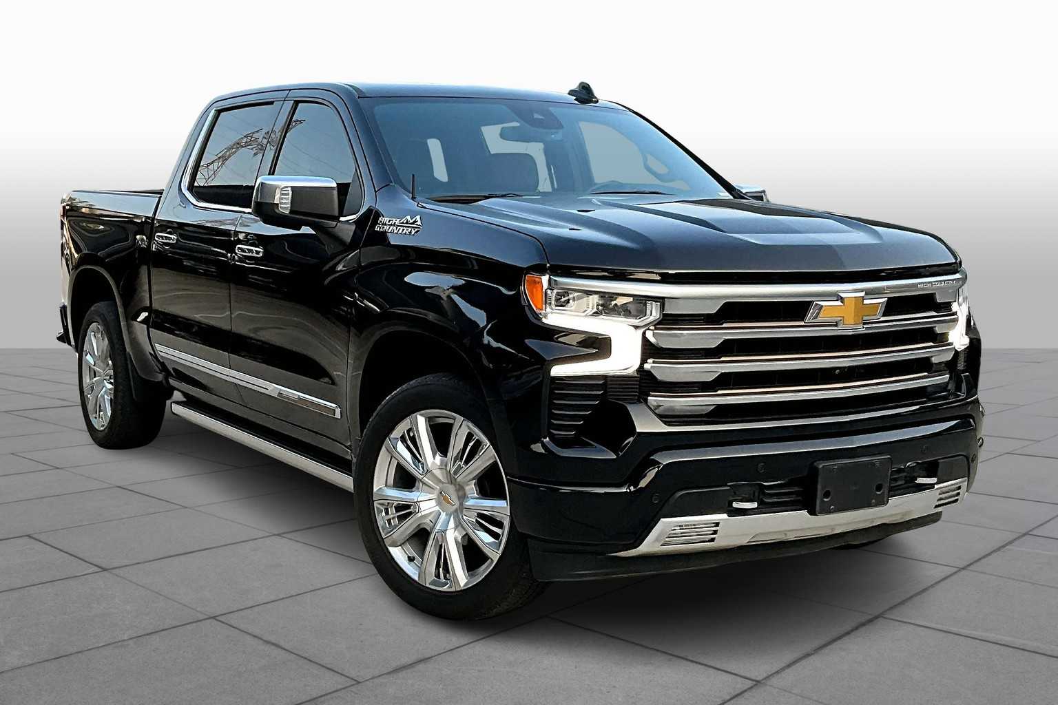 2022 Chevrolet Silverado 1500 High Country photo 2