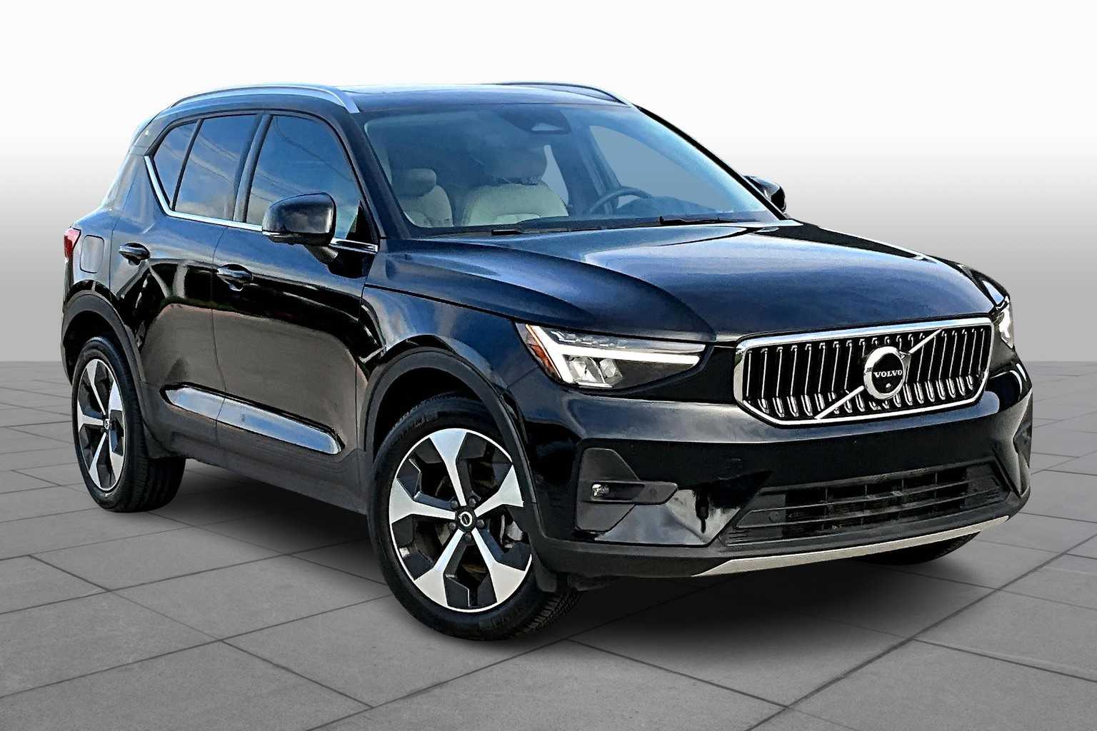Used 2023 Volvo XC40 Plus with VIN YV4L12UN1P2030146 for sale in Benbrook, TX