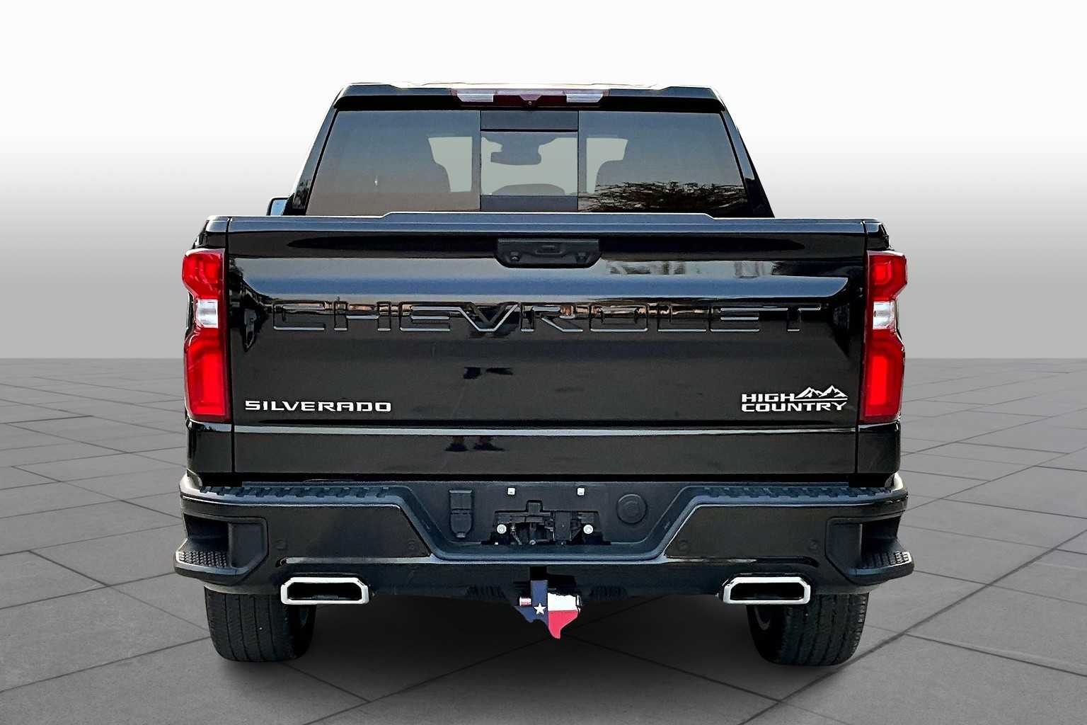 2022 Chevrolet Silverado 1500 High Country photo 4