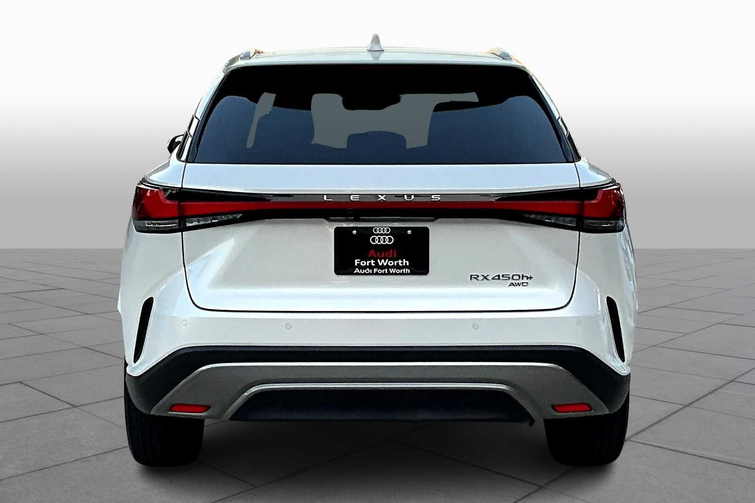 2024 Lexus RX 450h+ Luxury photo 4