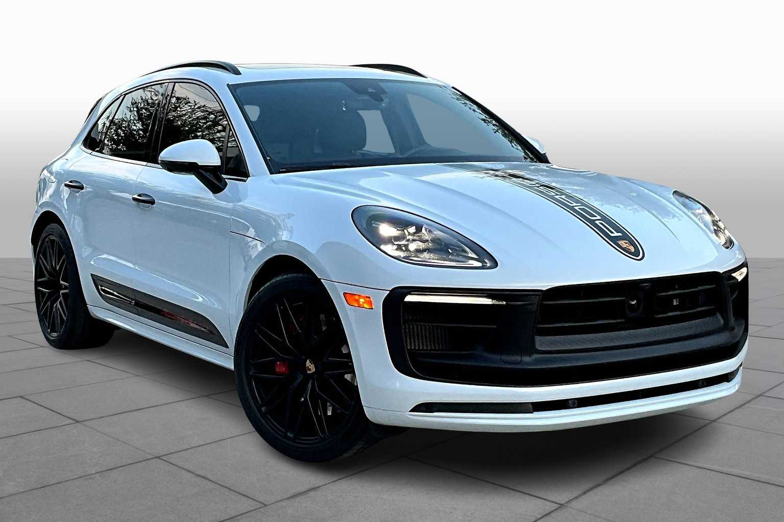 2023 Porsche Macan GTS photo 2