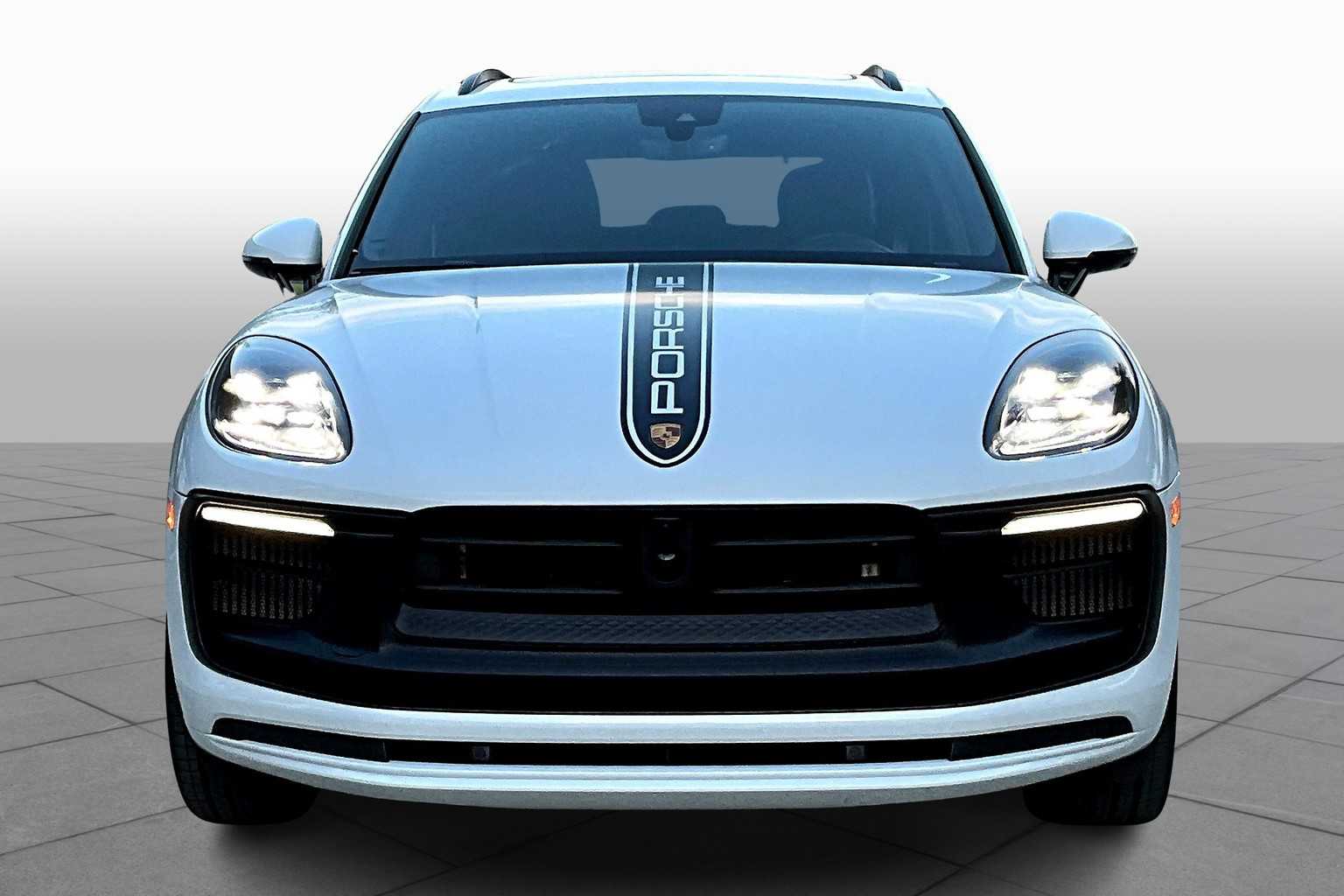 2023 Porsche Macan GTS photo 3