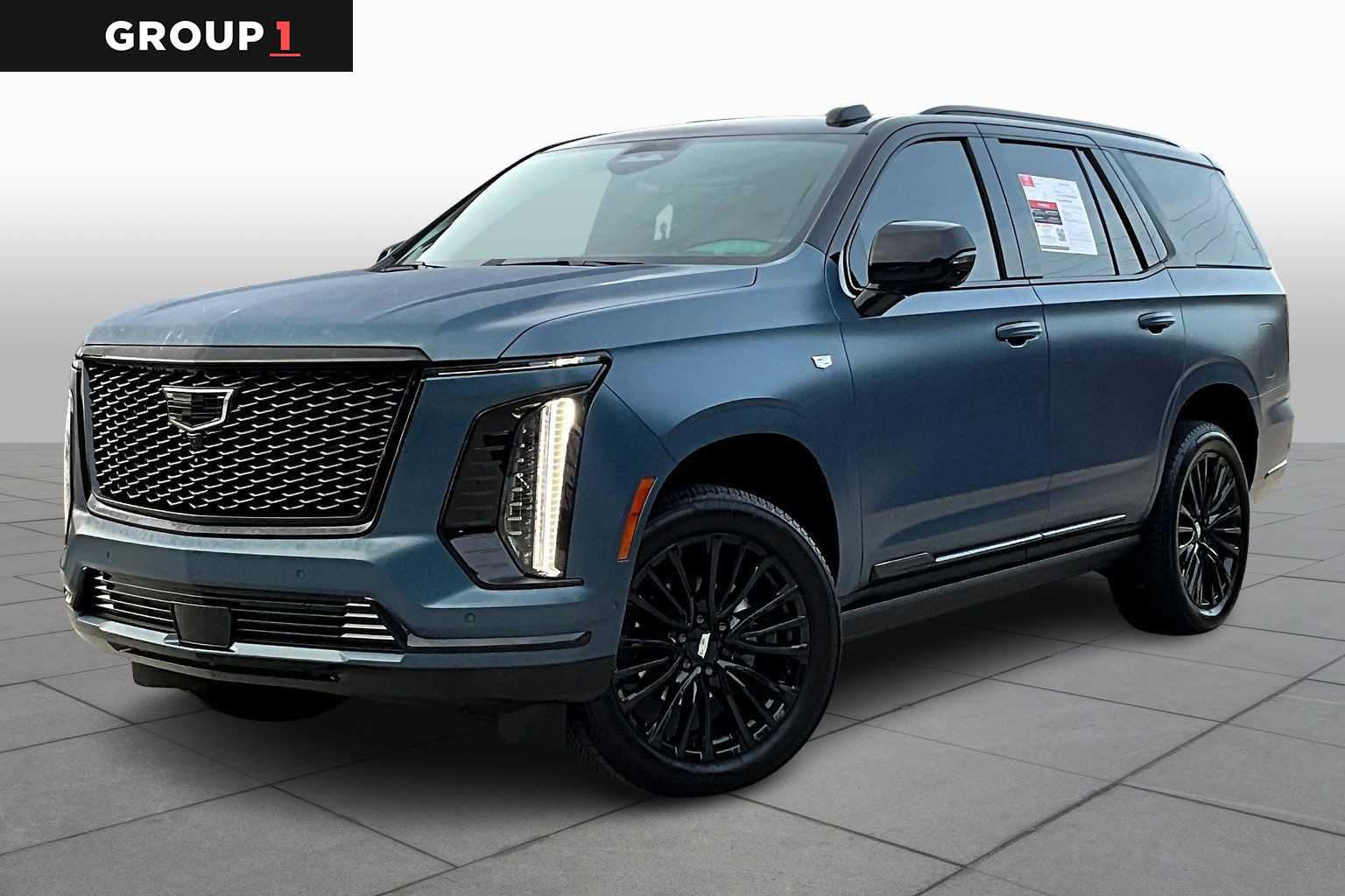 2025 Cadillac Escalade Sport's photo