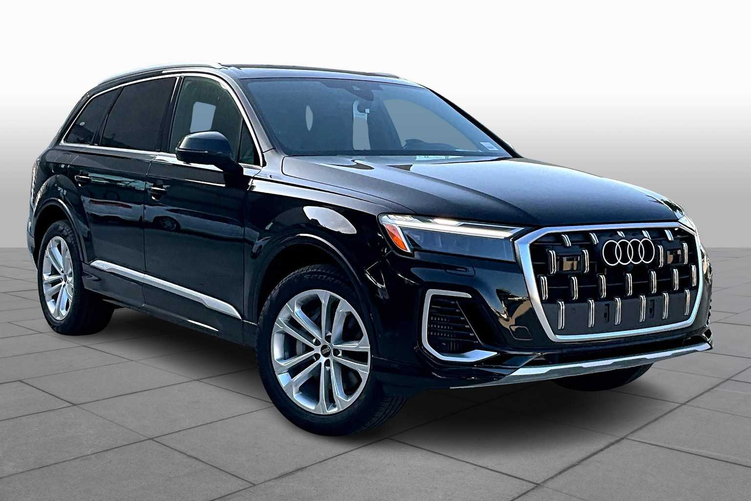 2025 Audi Q7 Premium Plus photo 2