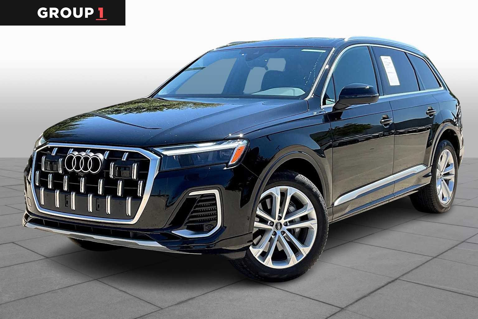 2025 Audi Q7 Premium Plus's photo