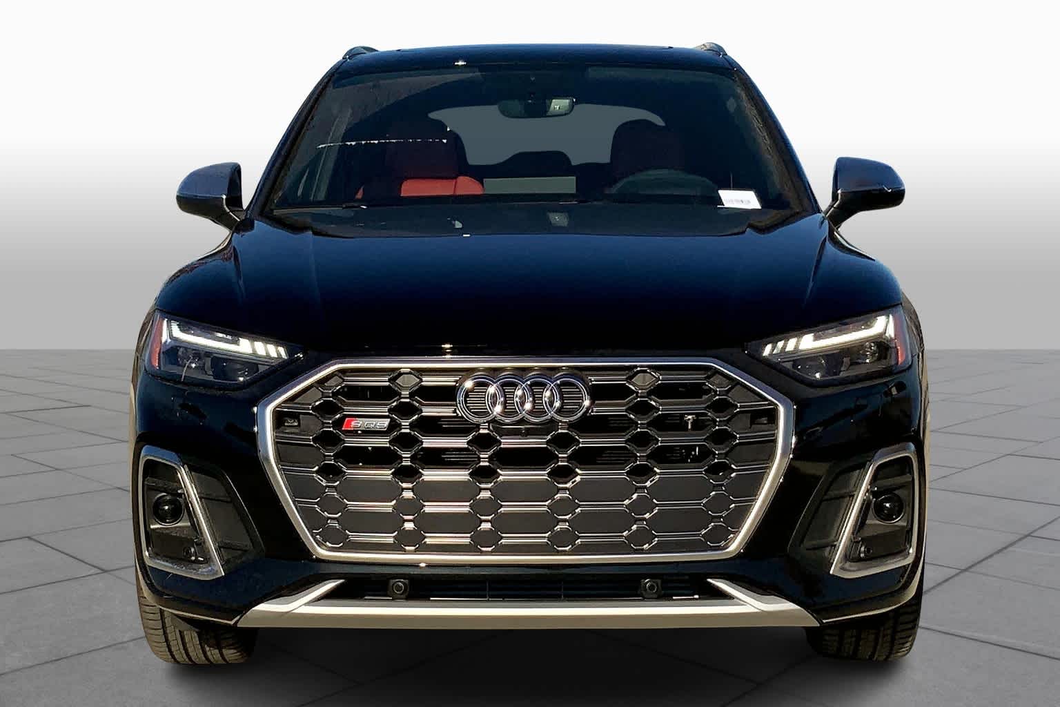 2025 Audi SQ5 Prestige photo 3