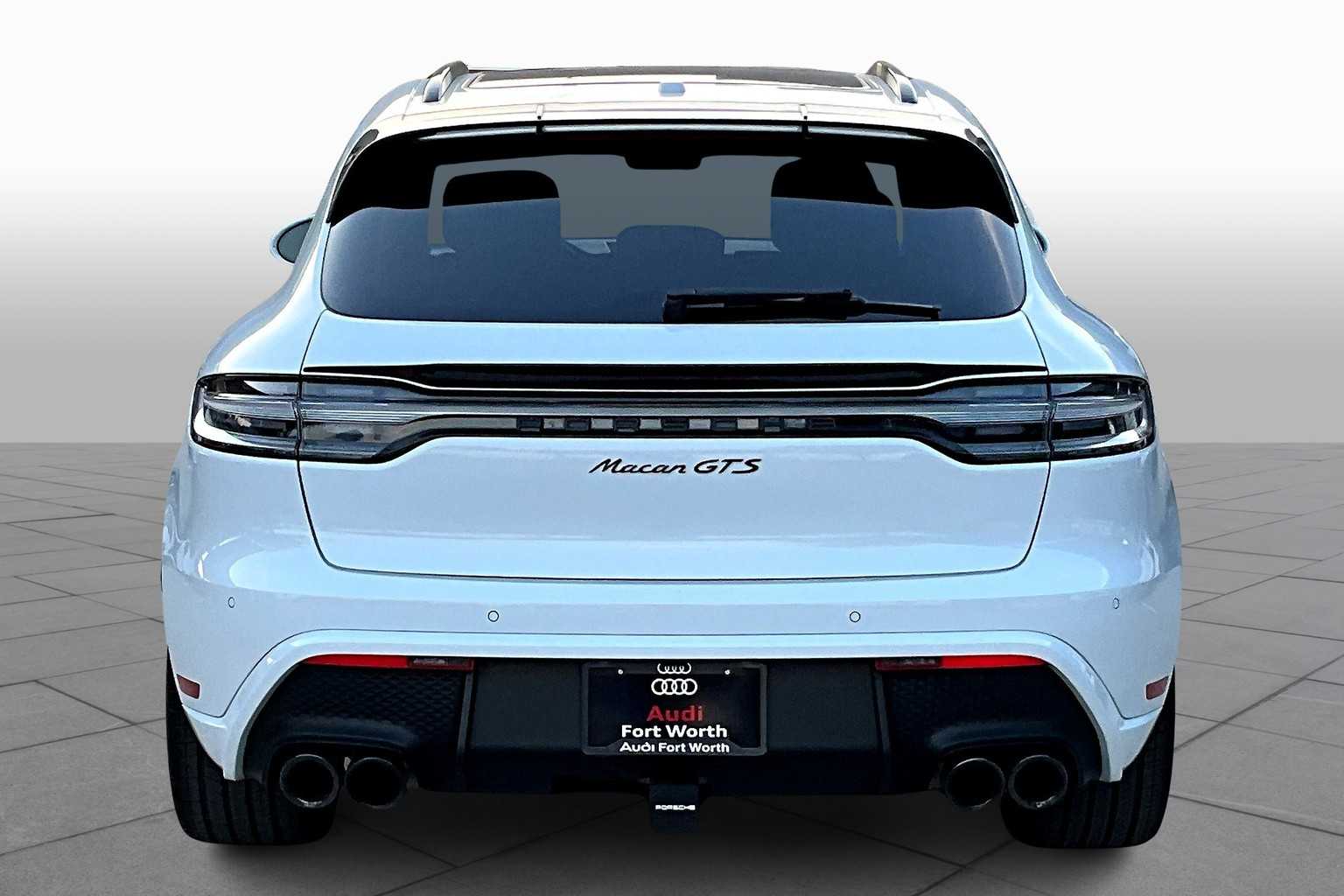2023 Porsche Macan GTS photo 4