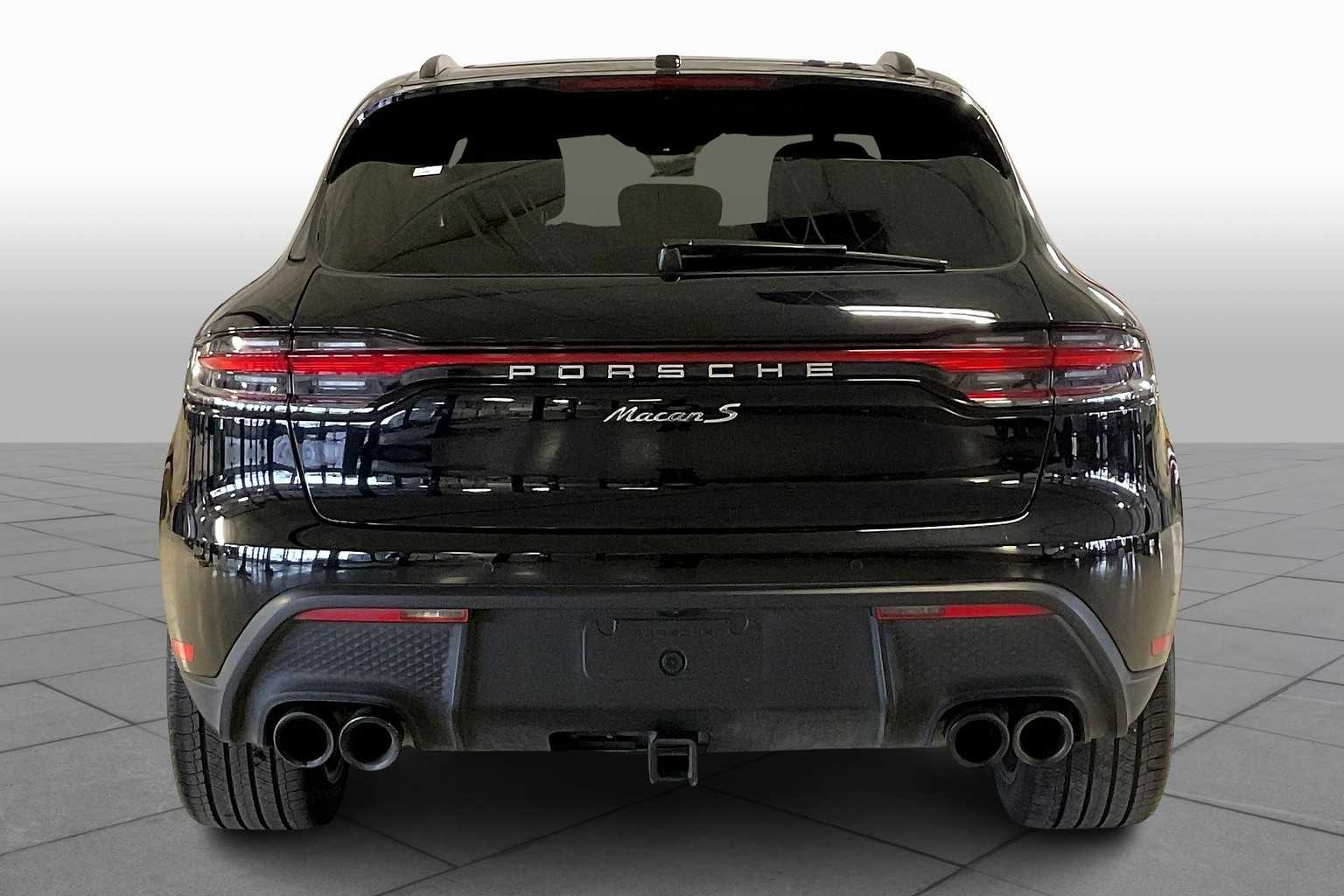 2024 Porsche Macan S photo 4